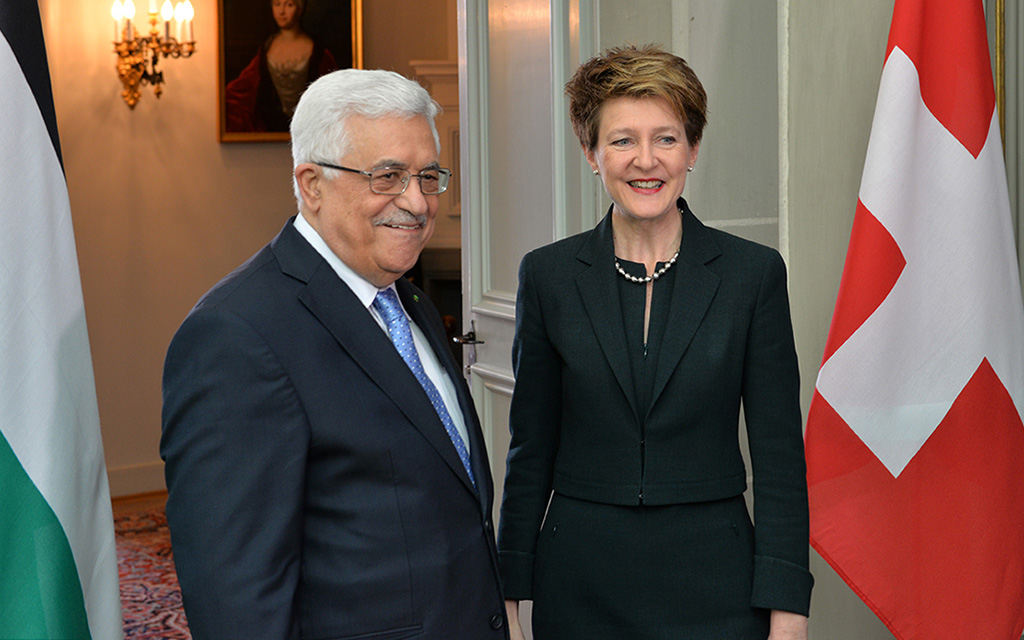 Bundespräsidentin Simonetta Sommaruga mit Präsident Mahmud Abbas (Foto: Bundeskanzlei)