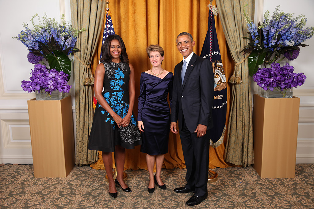 La présidente de la Confédération Simonetta Sommaruga à la réception du président Barack Obama et la Première Dame Michelle Obama au New York Palace Hotel (photo: Official White House Photo by Lawrence Jackson)
